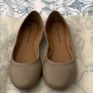 Lucky Brand Erin Flats Taupe Size 8